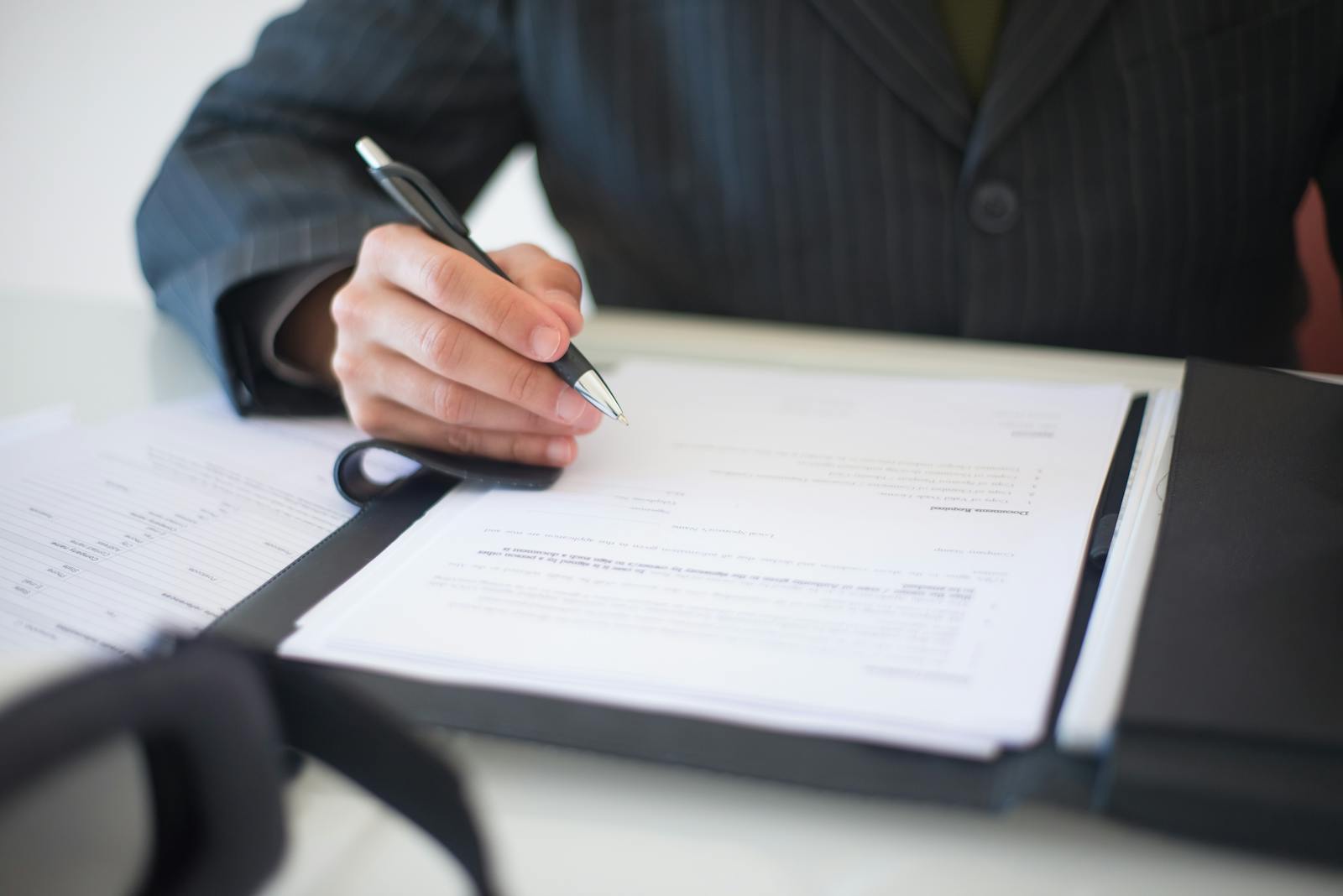 Assinatura de contrato profissional